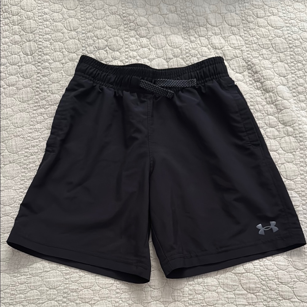 Under Armour Black Athletic Shorts Lightweight Performance